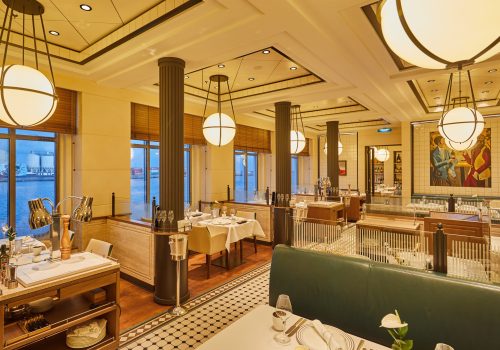 Hapag-Lloyd Cruises, MS EUROPA 2

Spezialittenrestaurant Tarragon

 [ (c) Hapag-Lloyd-Kreuzfahrten,Alle Bilder zur honorarfreien Nutzung mit dem vollstndigen Bildnachweis "Hapag-Lloyd Cruises / Christian Wyrwa"  È Die Bilder drfen nur im Rahmen einer Berichterstattung ber Hapag-Lloyd Cruises verwendet werden, All Photos intended for editorial use. All image use free of charge. Photocredit: Hapag-Lloyd Cruises / Christian Wyrwa. ]